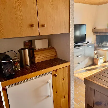 18 8 Beautiful Alpe Des Chaux 6 People * Грион